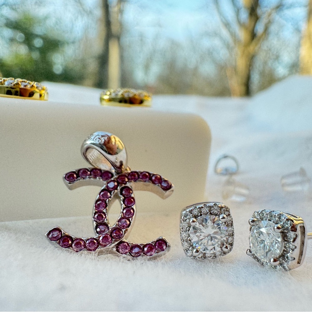 Purple VVS Moissanite (.925) GP CC Pendant + 0.75ct (.925) Halo Stud Earrings